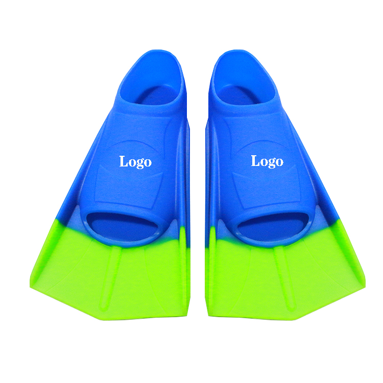 Swim Fin Short Blade - زعانف سباحة قصيرة من السيليكون الناعم