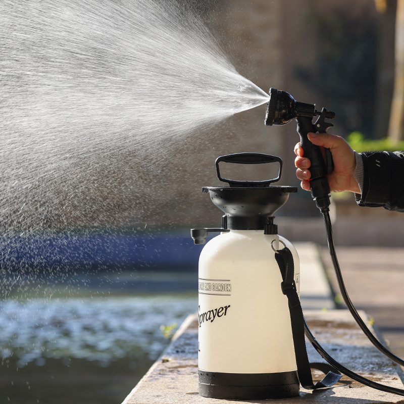 3/8L بخاخ ضغط اليد حديقة المنز - مراجعة Sports Equipment Disinfectant Spray وسعره
